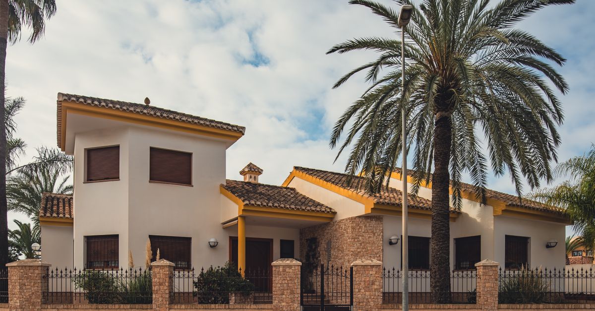 Hiring trades in Málaga: what owners should know
